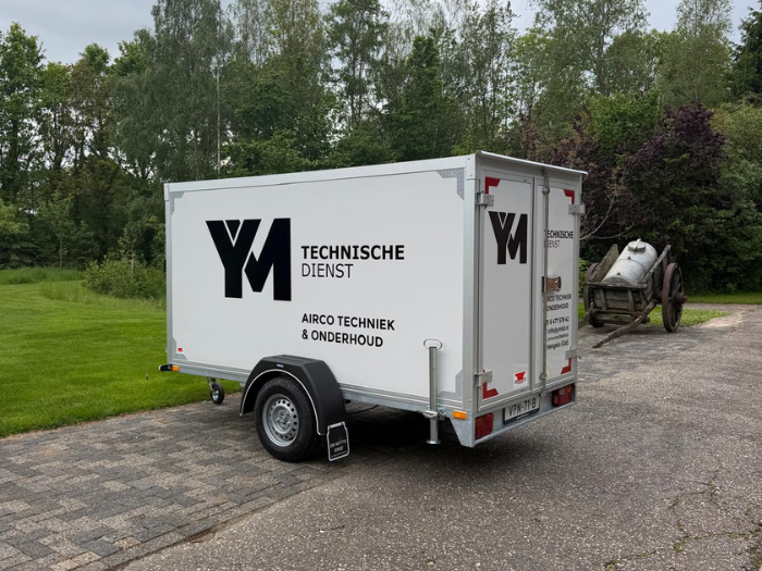 TwinsTrailer 1350 gesloten enkelasser