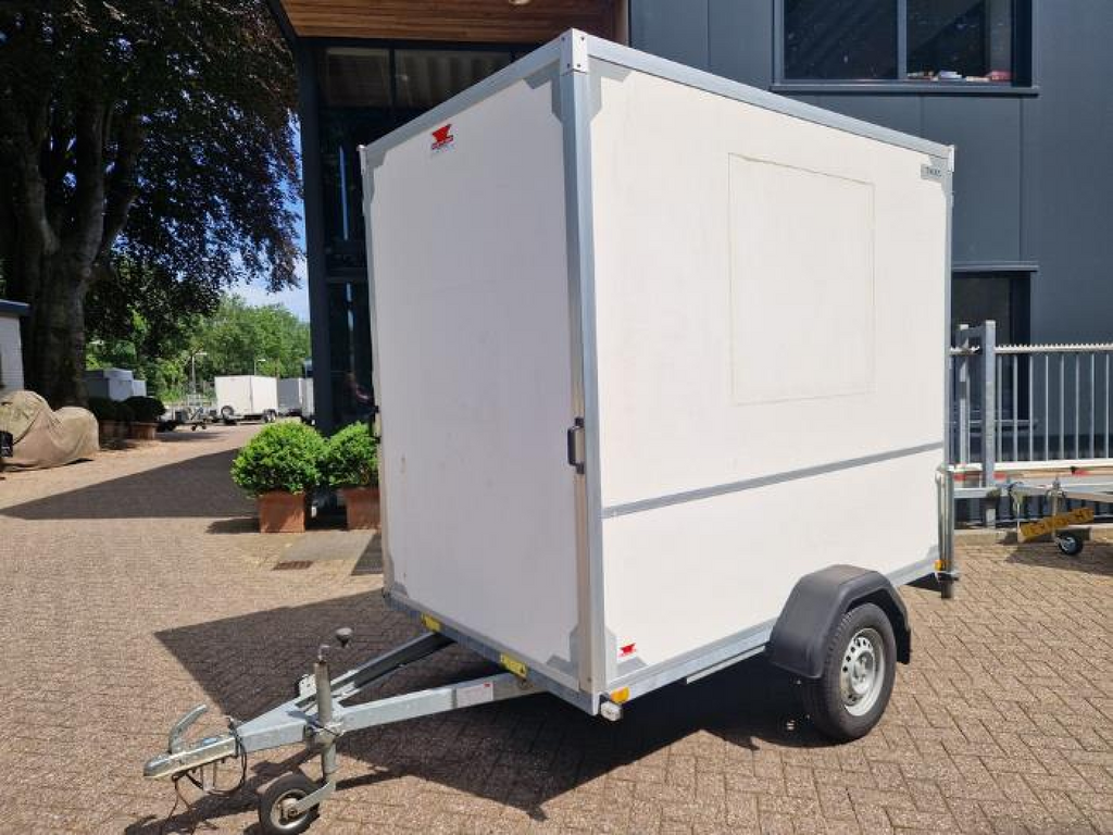 Gesloten 750kg - 257 x 157 x 150 Enkel